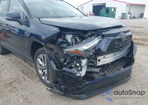 2023 Toyota Rav4 Xle Premium from USA, damaged, VIN 2T3A1RFV9PW360592